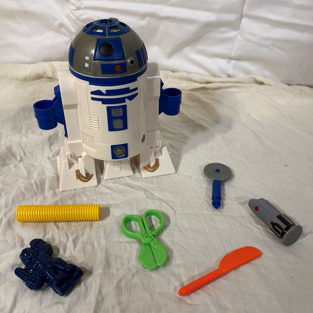 Hasbro STAR WARS The Clone Wars R2-D2 Play-Doh Playset (COMPLETE SET)
